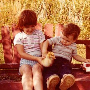 Meet your Posher, Debbie